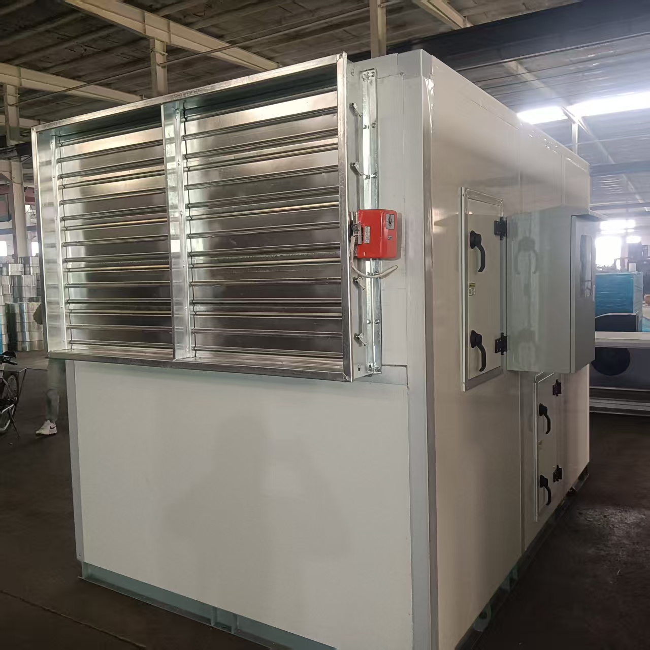 自清潔風(fēng)沙過(guò)濾設(shè)備